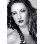 Pavl�na Holasov�